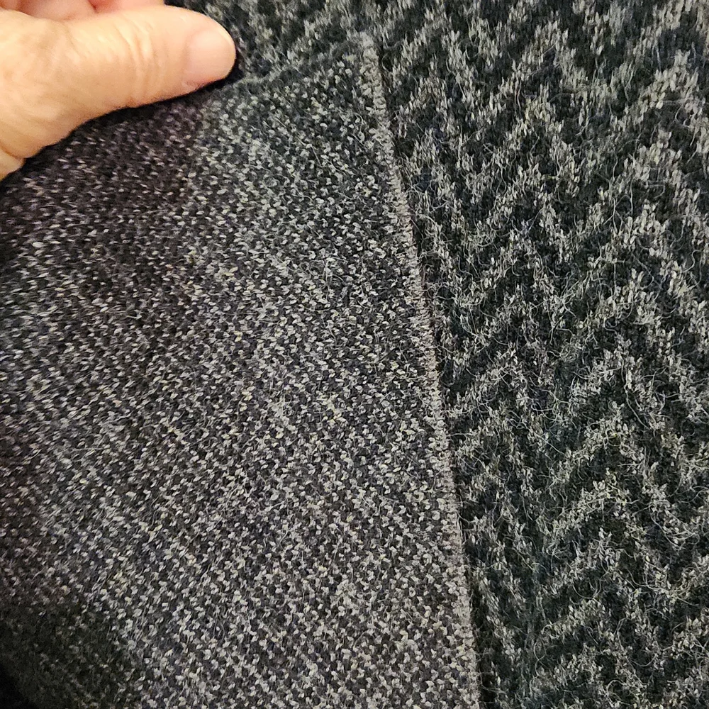 Sweater Coat, Size M - Picture 6 of 11